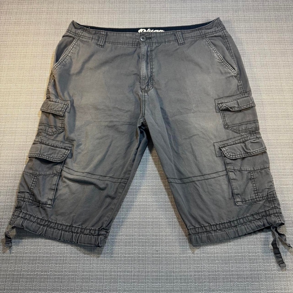 Plugg Gray Cotton Cargo Shorts men's Size 36